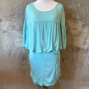 GAP Maternity Nursing Ruffle Sky Blue Top Sz L